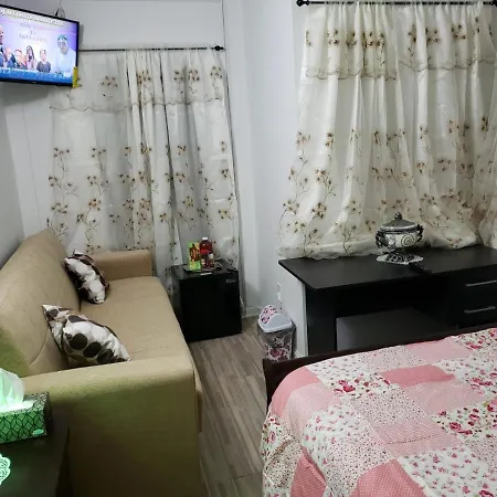 Home Away Holiday Suite